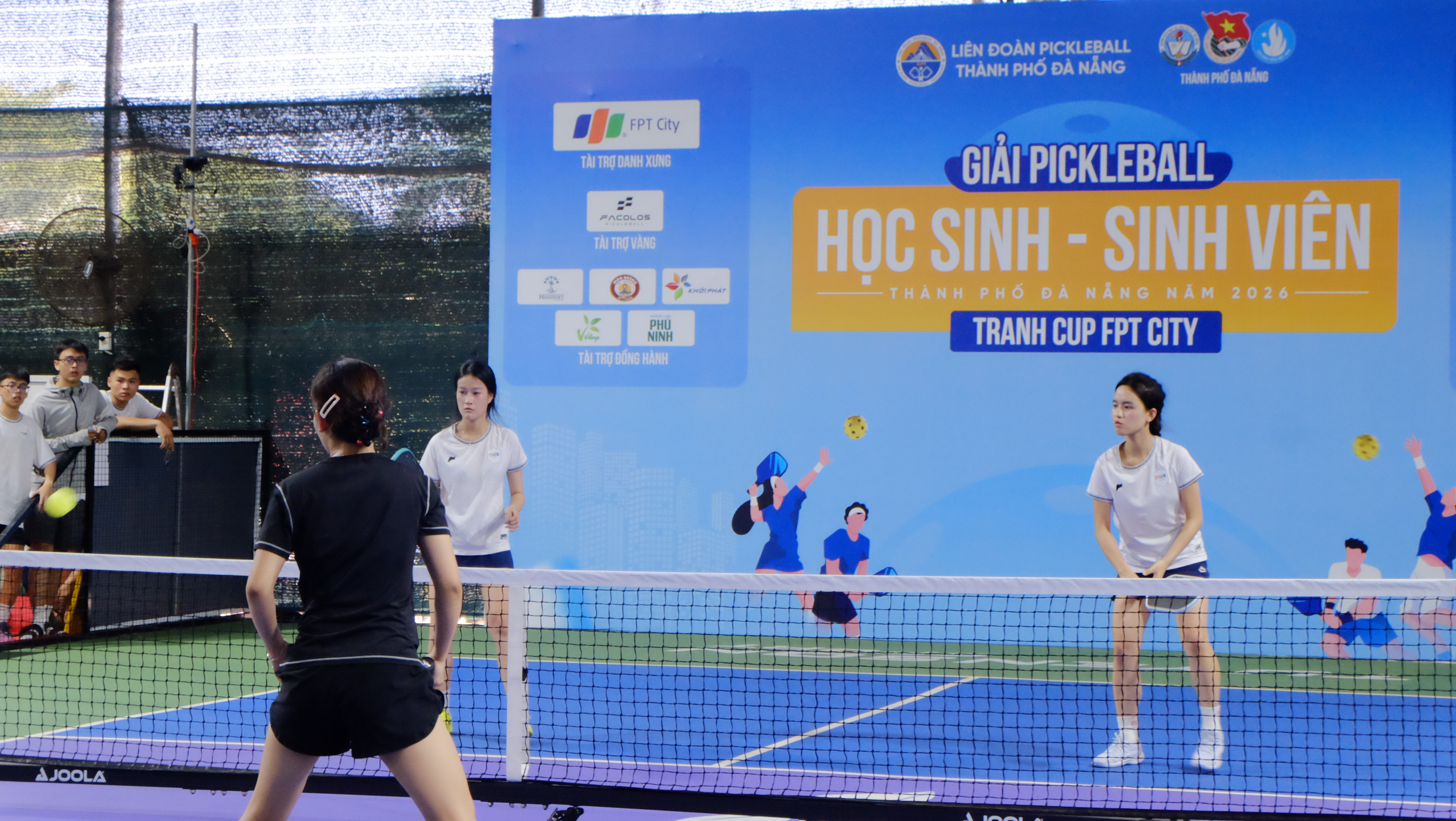 Cẩm Nang Khởi Động & Bảo Vệ Cơ Bắp Khi Chơi Pickleball: Từ Tập Luyện Đến Thi Đấu